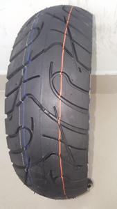 Pneu de scooter de qualité supérieure au prix le plus bas, pneu de moto, pneu de scooter 120/70-12, pneu sans chambre à air en provenance du Vietnam - Product Image 3