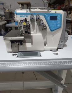 Máquina de Coser <span class=keywords><strong>Overlock</strong></span> <span class=keywords><strong>JACK</strong></span> <span class=keywords><strong>C4</strong></span> de Segunda Mano, Totalmente <span class=keywords><strong>Automática</strong></span>, de Tres Hilos, con Buen Servicio - Product Image 4