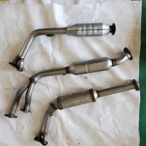 Piezas de escape automático, convertidor catalítico al por mayor de coche de escape para Toyota Prado Land Cruise, Colector de motor automático Euro1 Euro4 400 celdas, catalizador de cerámica, convertidor de escape de coche, convertidor catalítico al por mayor - Product Image 2