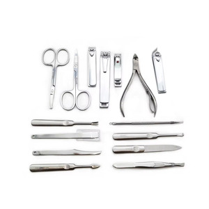 15 pièces en 1 coffret cadeau de luxe ensemble de manucure coupe-ongles professionnel de haute qualité ensemble d'outils de pédicure et de manucure pour salon - Product Image 3