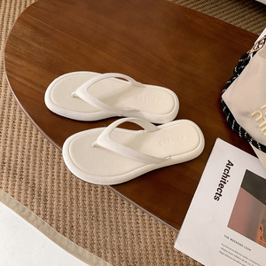 Sandales tongs pour femmes à bout rond, semelle épaisse et lanières tressées, modèle 2026, pour la plage et l'extérieur - Product Image 6