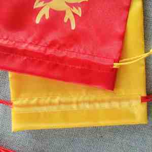 Bolsa de Satén Dorada Personalizada con Cordón, Bolsa Protectora para Joyería, Empaque Elegante para Almacenamiento - Product Image 6