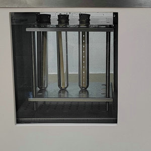 Testeur de résistance au craquement par stress environnemental pour gaine de câble en polyéthylène ASTM D1693, test de fente en plastique - Product Image 1