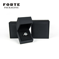 Forte PU Cuir Offre Spéciale Forme Carrée Boîte À Bijoux De Luxe Pendentif Boîte Emballage Anneau Boîte Pour Le Stockage
