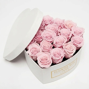 Caja de Regalo Floral de Papel Personalizada con Forma de Corazón de Lujo - Product Image 3