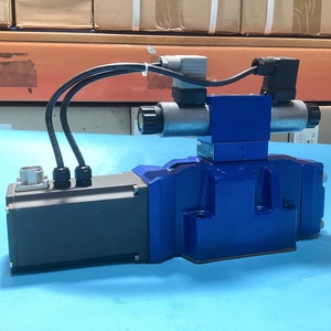 R900715040 4WRKE16W8-200L-3X/6EG24ETK31/F1D3M Direccional Proporcional NG16 Operado por Piloto 200L/min 350Bar Sin OBE - Product Image 2