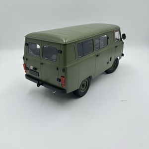 รถบังคับวิทยุ WPL UAZ-452 JY ขนาด 1:12 แบบครอว์เลอร์ 2.4GHz ขับเคลื่อน 4 ล้อ สำหรับวิ่งบนถนน พร้อมสาย USB ตัวถังโลหะ ไฟ LED สำหรับผู้ใหญ่ - Product Image 4