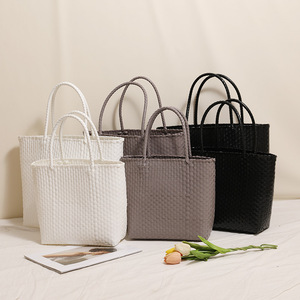 Sac à main tissé en plastique <span class=keywords><strong>de</strong></span> couleur unie - Nouveau panier <span class=keywords><strong>de</strong></span> courses tendance, sac <span class=keywords><strong>de</strong></span> <span class=keywords><strong>plage</strong></span>, sac à main en paille avec poignée et sac décontracté - Product Image 1
