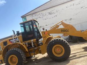 รถตักล้อยาง CAT 950GC ของแท้จากญี่ปุ่น มือสอง พร้อมหัวตักด้านหน้า สำหรับงานขนย้ายทรายและหินในไซต์ก่อสร้าง - Product Image 3