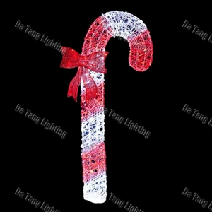 Sculptures de cannes à sucre rouges et blanches qui ajoutent un rythme vertical festif aux allées des parcs, aux places publiques et aux entrées de voies d'accès d'hôtels - Product Image 2