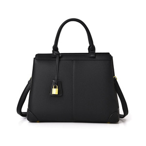 <span class=keywords><strong>Sac</strong></span> à main en <span class=keywords><strong>cuir</strong></span> PU pour femme, <span class=keywords><strong>sac</strong></span> à bandoulière structuré avec poignée supérieure et cadenas doré, <span class=keywords><strong>sac</strong></span> de bureau personnalisable avec logo - Product Image 4