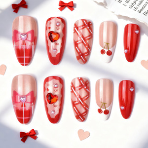 <span class=keywords><strong>Faux</strong></span> ongles <span class=keywords><strong>de</strong></span> luxe faits à la main, forme amande moyenne, à presser, motif écossais rouge, nœud, cœur cerise, strass, style Coquette, réutilisables, en gel UV - Product Image 1