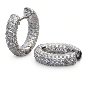 Orecchini a Cerchio E571 in Oro Bianco con Diamanti Incastonati, Gioielli di Lusso per Donna - Product Image 1