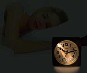 Imsh bb06602 không có ticking bảng bàn đồng hồ báo thức vuông im lặng Túi wecker horloge Mini Analog du lịch đồng hồ báo thức - Product Image 4