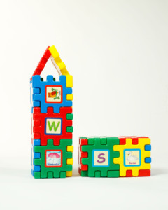 GIRNAR MI PRIMERO ALFABETO 28 piezas. Bloques de rompecabezas educativos coloridos con el alfabeto inglés completo e imágenes. - Product Image 4