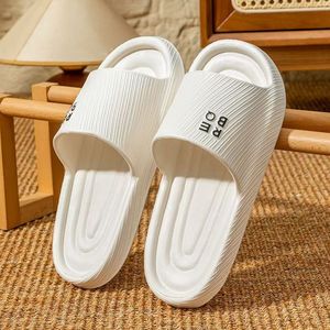 EVA Slippers With Letter Design Non Slip Comfortable For Home And Outdoor Use Summer Spring Autumn Adult Pink Black - Product Image 3