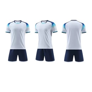 Maglia da Calcio Retrò Personalizzata 2026, Design Classico Club Europeo, Mbappe Ronaldo, 100% Poliestere Traspirante ad Asciugatura Rapida, Estiva - Product Image 1