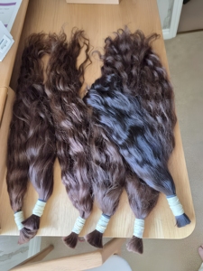 ผมแท้แบบอินเดีย Remy Hair แบบม้วนลอนลึก  แบบ Double Drawn  ต่อผมด้วยเครื่องจักร สีดำธรรมชาติ - Product Image 4