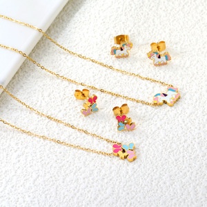 Ensemble de bijoux papillon et licorne en acier inoxydable pour filles, cadeau, collier et boucles d'oreilles tendance, style enfant - Product Image 1