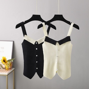 <span class=keywords><strong>Top</strong></span> Corto Sexy de <span class=keywords><strong>Punto</strong></span> Acanalado con Botones para Mujer, Venta al Por Mayor - Product Image 1