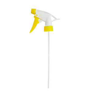 Spray Nozzle For Beverage Bottles And Gardening 60-80 Mm Plastic Quick Connect Angle Adjustable Watering Nozzles - Product Image 4