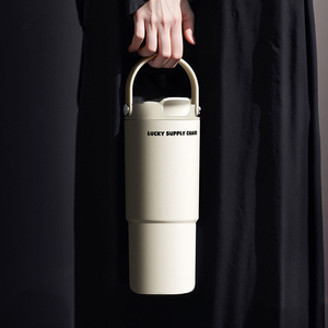 Gourde isotherme portable de 700 ml avec poignée, double compartiment, pour les sports de plein air - Product Image 4