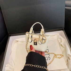 Sac à bandoulière pour filles, version coréenne, été 2025, petit sac carré en cuir, personnalisé, classique, sac à bandoulière pour enfants - Product Image 3