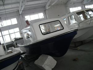 Grandsea Nouveau Panga-700C 7m/23ft Bateau <span class=keywords><strong>de</strong></span> pêche en fibre <span class=keywords><strong>de</strong></span> verre avec cabine et auvent, moteur hors-bord à essence pour utilisation multi-usage en eau et sports nautiques - Product Image 4