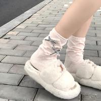 Chaussettes en tricot torsadé à paillettes pour femmes, chaussettes douces et confortables mi-mollet, chaussettes élégantes en velours, chaussettes décontractées multicolores pour femmes, mode quotidienne
