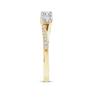 Anillo <span class=keywords><strong>de</strong></span> Compromiso con Tres Diamantes <span class=keywords><strong>de</strong></span> Laboratorio con Corte Redondo <span class=keywords><strong>de</strong></span> 2 Quilates, en Oro Sólido <span class=keywords><strong>de</strong></span> 10K/14K/18K, Certificado IGI, Personalizado CVD/HPHT - Product Image 2