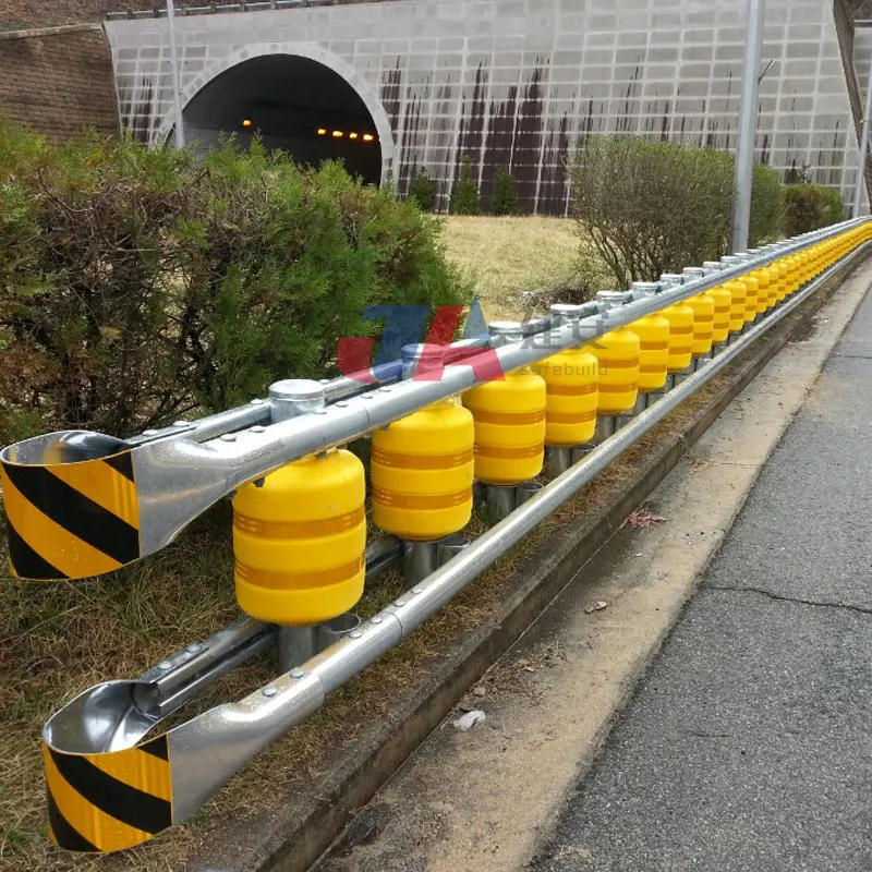 EVA PU rullo di schiuma barriera di sicurezza del traffico sistema di sicurezza stradale in metallo autostrada rotolamento Guardrail per la vendita