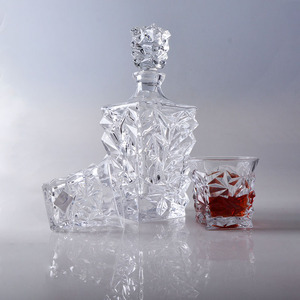 Diamant schliff Whisky Dekan ter und Whisky Glas Set (1 Dekan ter 4 Gläser) - Product Image 2