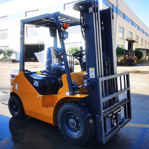 รถยกดีเซล 2 3 4 5 6 7 10 ตัน ยกสูง 4500 มม. ได้รับการรับรองมาตรฐาน EPA รถยกสำหรับทุกสภาพพื้นผิวขรุขระ พร้อมระบบเลื่อนด้านข้าง - Product Image 2