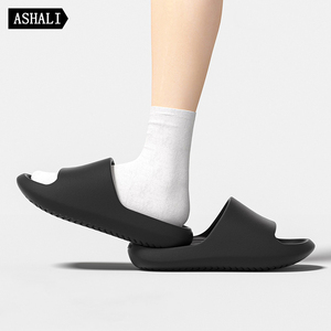 Chaussons d'intérieur/extérieur pour hommes, de qualité supérieure, en EVA souple, respirants, imperméables, antidérapants, à bout ouvert, design tendance, légers pour les voyages - Product Image 5