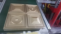 Panneaux PVC Stratifiés pour Décoration Intérieure, Dalles de Plafond PVC et Panneaux 3D pour Fabricants