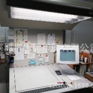 Prensa de Impresión Offset de Cuatro Colores Heidelberg Cd74 5 Lx F, Equipo de Empaquetado de Papel de 8.5 x 14 Pulgadas, Fabricada en Alemania en 2002 - Product Image 1