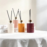 Diffuseur de parfum d'ambiance personnalisé en verre, enveloppé de cuir véritable, à longue durée de vie, avec huiles essentielles végétales