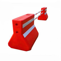 Barrière de circulation en plastique jaune Xinhong avec bandes réfléchissantes, fixation au sol, sans alimentation électrique, pour chantier de construction routière