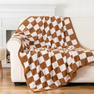 OEKO-Tex Certificado Personalizado Cozy Knitted Reversible Checkered Gingham Manta Patrón Plaid Feather Yarn Throw Blanket