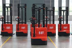 Montacargas HELI EVERLIFT ELES-12/15J 1500KG 1200KG <span class=keywords><strong>1</strong></span>.2 Toneladas <span class=keywords><strong>1</strong></span>.<span class=keywords><strong>5</strong></span> Toneladas de Capacidad Apilador Eléctrico Patas Estrechas 4WD Batería de Plomo-Ácido <span class=keywords><strong>1</strong></span> - Product Image 2