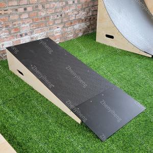 Planche à roulettes en <span class=keywords><strong>bois</strong></span> Portable de haute qualité <span class=keywords><strong>Mini</strong></span> <span class=keywords><strong>rampe</strong></span> Kicker <span class=keywords><strong>rampe</strong></span> pour entraînement professionnel <span class=keywords><strong>rampe</strong></span> de patin en <span class=keywords><strong>bois</strong></span> - Product Image 2