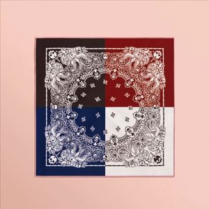 Foulard carré en soie pour femme, foulard à la texture soyeuse pour envelopper les cheveux et dormir la nuit - Product Image 4