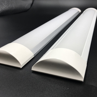 Fourniture d'usine 36W LED Tube de lumière linéaire à latte 120cm intérieur bureau Rohs boîtier en fer certifié Angle de faisceau de 120 degrés 2 ans