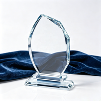 Trophée en cristal personnalisé gravé en gros d'usine, trophée en verre transparent pas cher, plaque de récompense en cristal