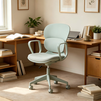 Chaise ergonomique à double dossier en éponge douce, couleur claire, en stock, pour l'apprentissage et les espaces de loisirs intérieurs