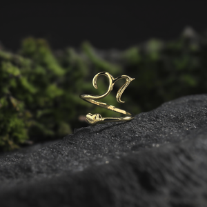 แหวนแฟชั่น ชุบทอง PVD สแตนเลสสตีล 316L ทนทาน ดีไซน์รูปหัวใจ ปรับขนาดได้ - Product Image 3