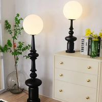 Lampe de table moderne créative d'échecs romains lampadaire pour la décoration intérieure étude de célébration chambre salon lampe de bureau en résine