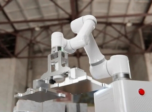 Bras robotique collaboratif dans l'industrie des machines-outils - Product Image 4