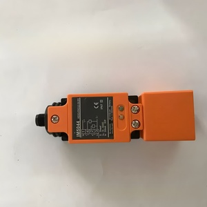 <span class=keywords><strong>Sensor</strong></span> Saklar Proximitas Baru <span class=keywords><strong>IFM</strong></span> IM5044 IME3020-FPKG/US-100-DPX Fungsi Output PNP Normal Terbuka/Normal Tertutup Dapat Diprogram - Product Image 1