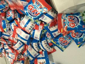 Gfj 10kg cao bọt chất lượng tuyệt vời số lượng lớn bột giặt ở mức giá thấp làm sạch chất tẩy rửa chất tẩy rửa nhà máy - Product Image 4